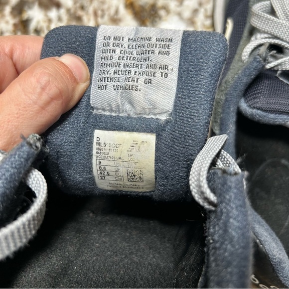 New Balance Black and Gray Sneakers - Picture 10 of 11